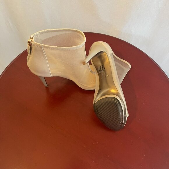 BCBG MAXAZRIA NUDE MESH PEEPTOE ANKLE BOOTIE 9.5 NEW - Picture 5 of 12